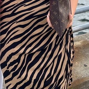 Maxi skirt tiger print fitted